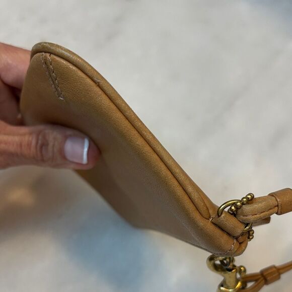 Coach Wristlet Bag Purse Smooth Leather tan Wallet Pouch Clutch - Picture 9 of 14